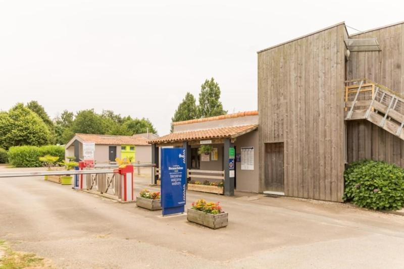 Mobil-Home Le Petit Paradis Vendeen Camping 3 Etoiles 7Km Des Plages Avrillé Buitenkant foto